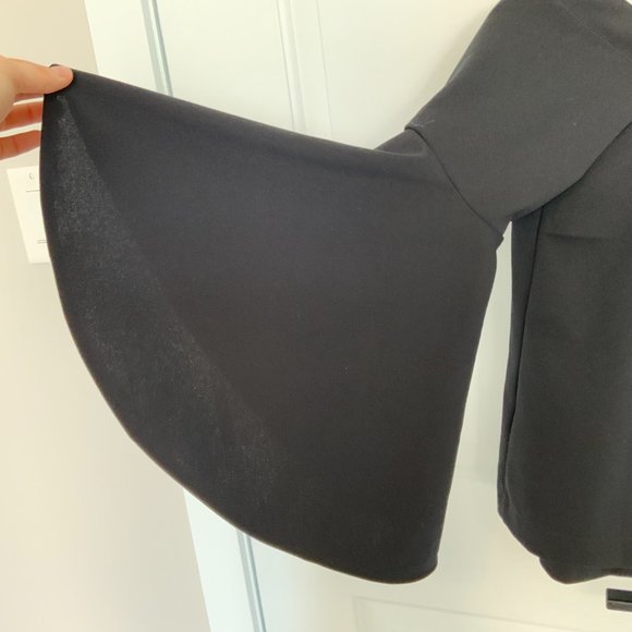 Banana Republic Bell Sleeve Off Shoulder Top - Picture 3 of 6